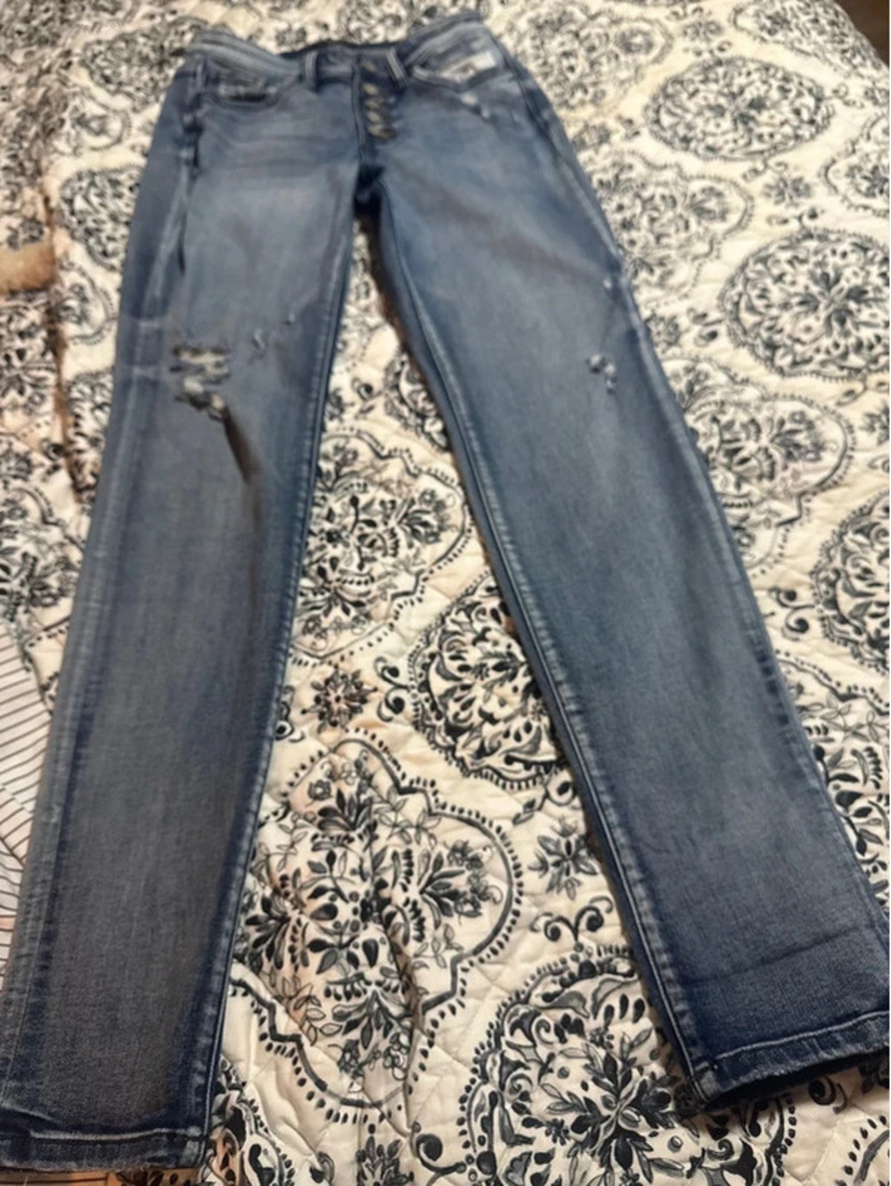 Judy Blue Distressed Button Fly Flare Jeans Size 3/26